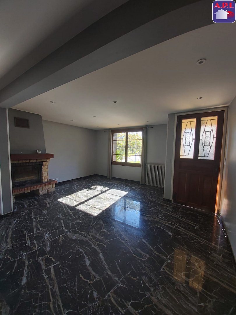 Maison à louer, 95m², Tarascon-sur-Ariège