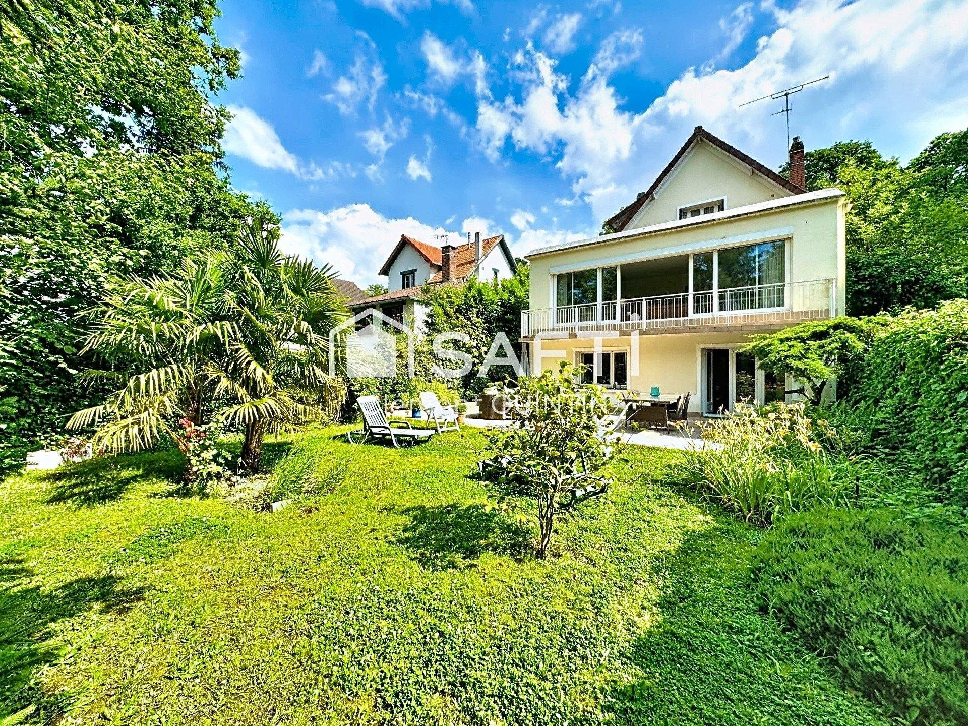 Maison à vendre, 154m², La Celle-Saint-Cloud