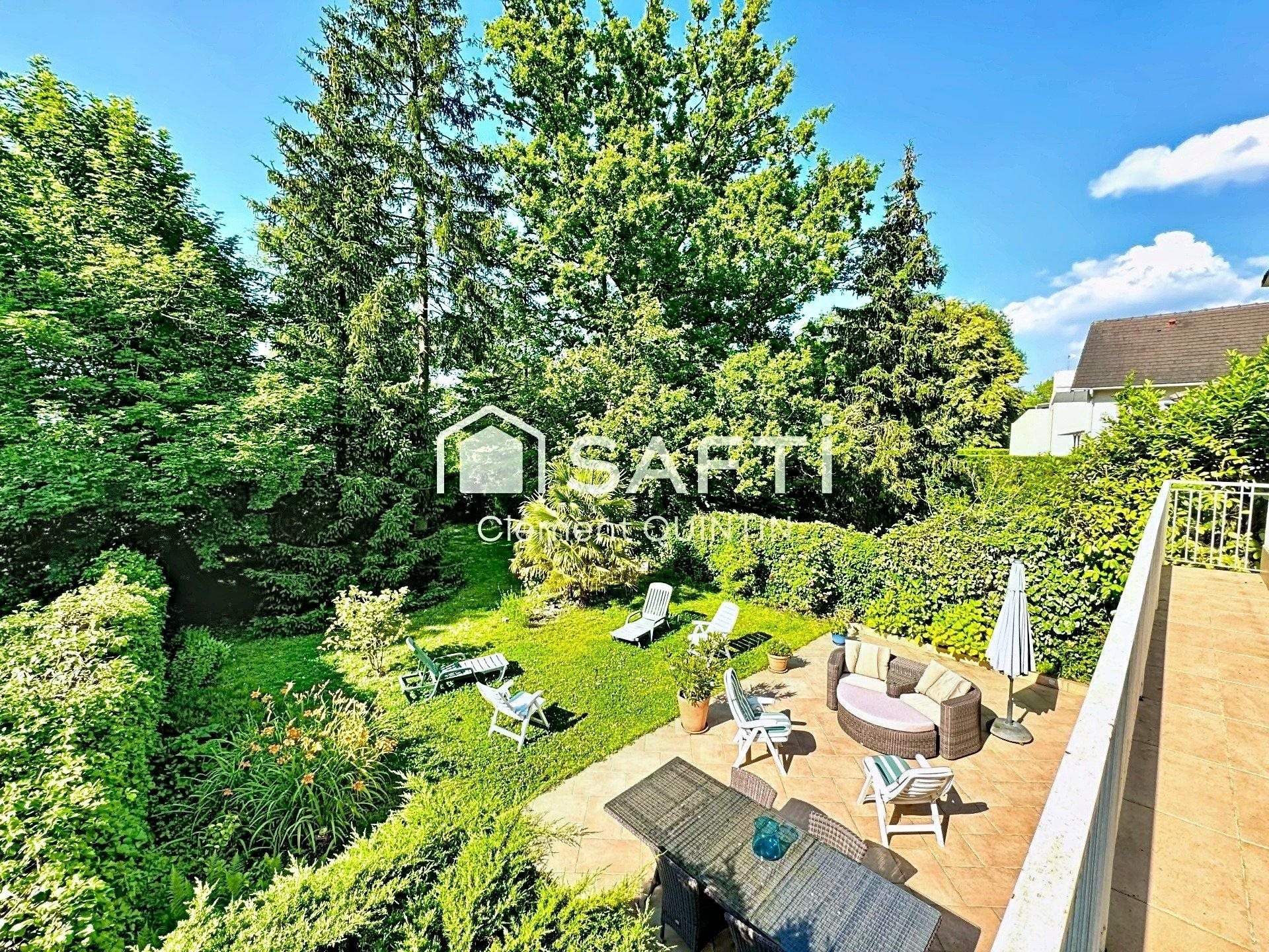 Maison à vendre, 154m², La Celle-Saint-Cloud