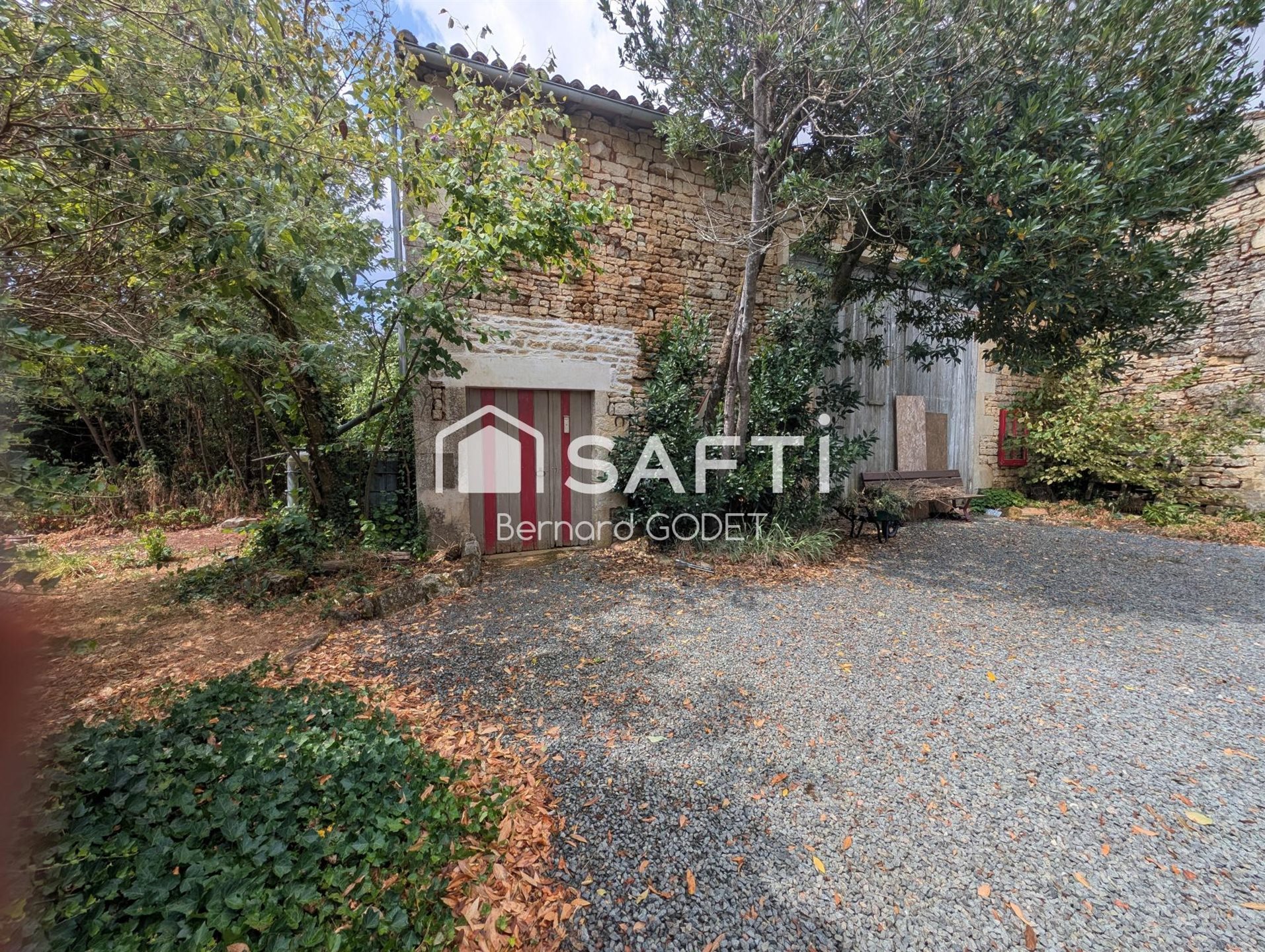 Maison à vendre, 274m², La Chapelle-Pouilloux