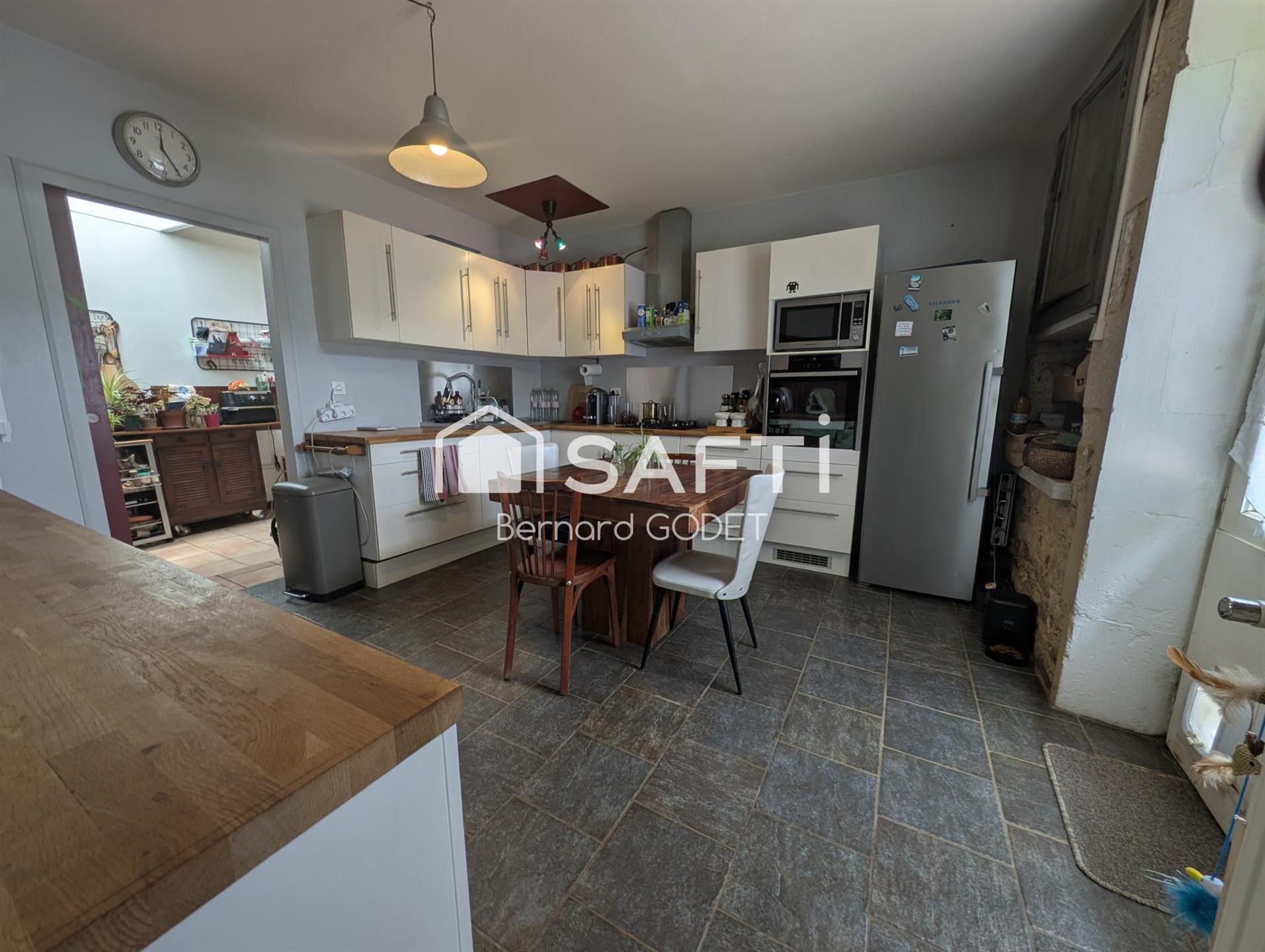 Maison à vendre, 274m², La Chapelle-Pouilloux