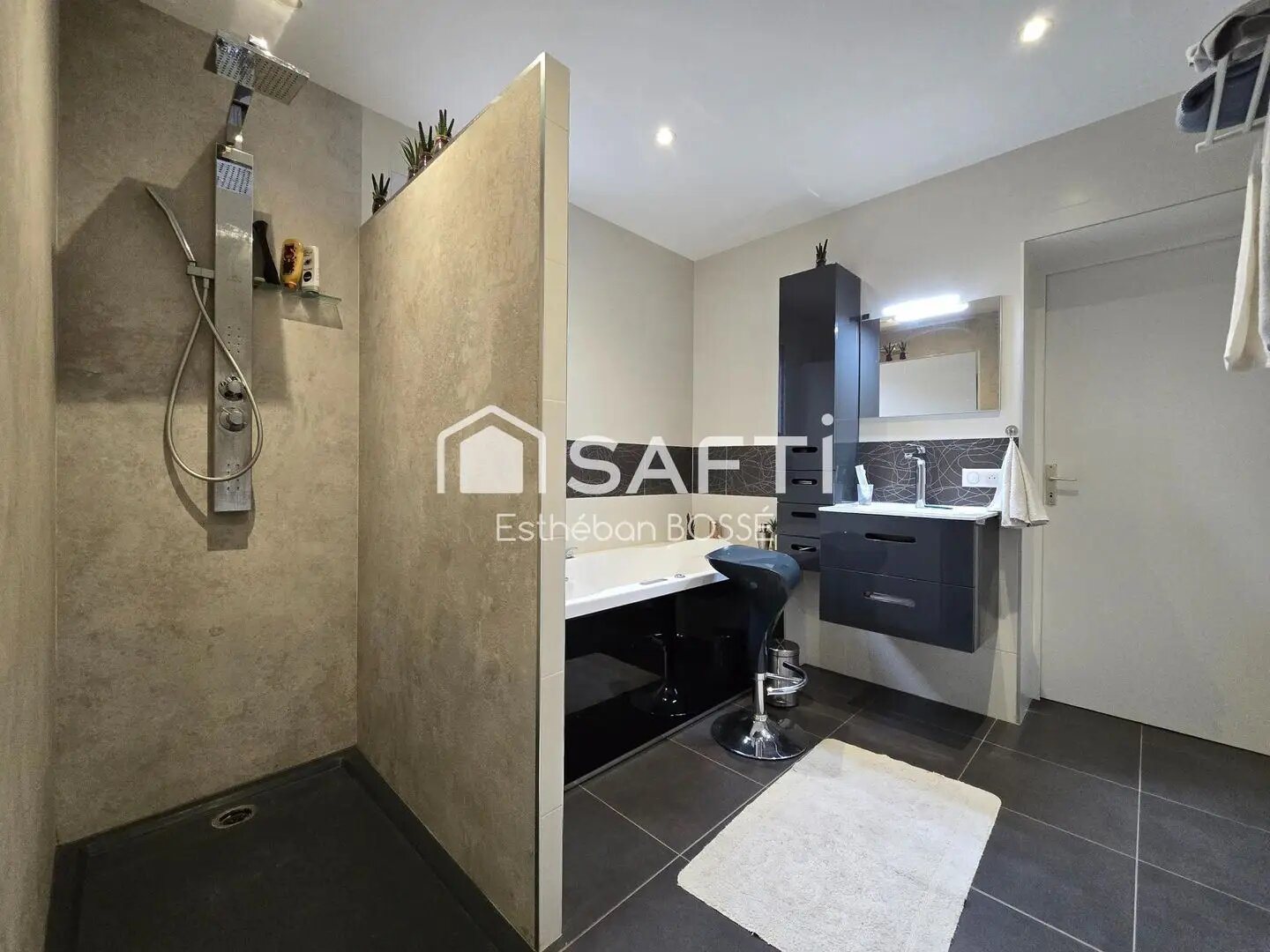 Maison à vendre, 190m², Beaupréau