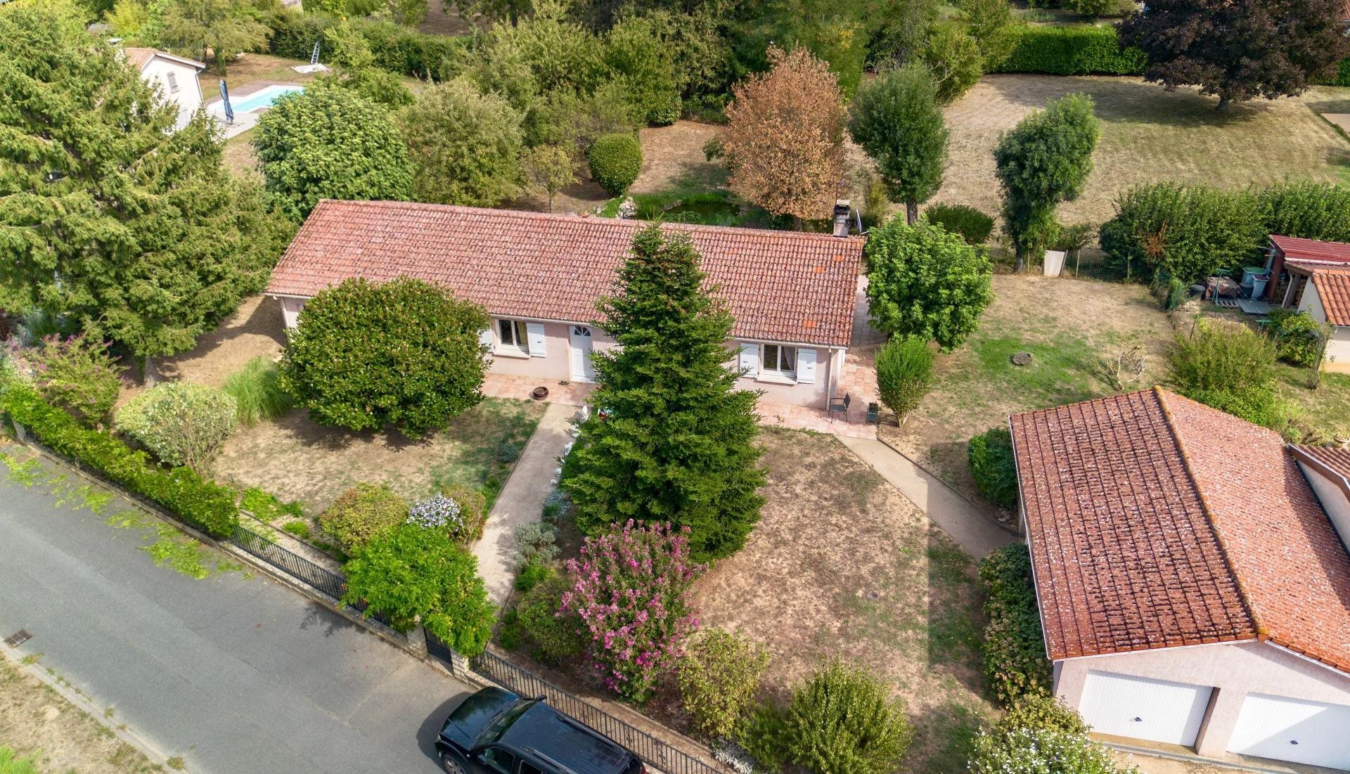 Maison à vendre, 150m², Mogneneins