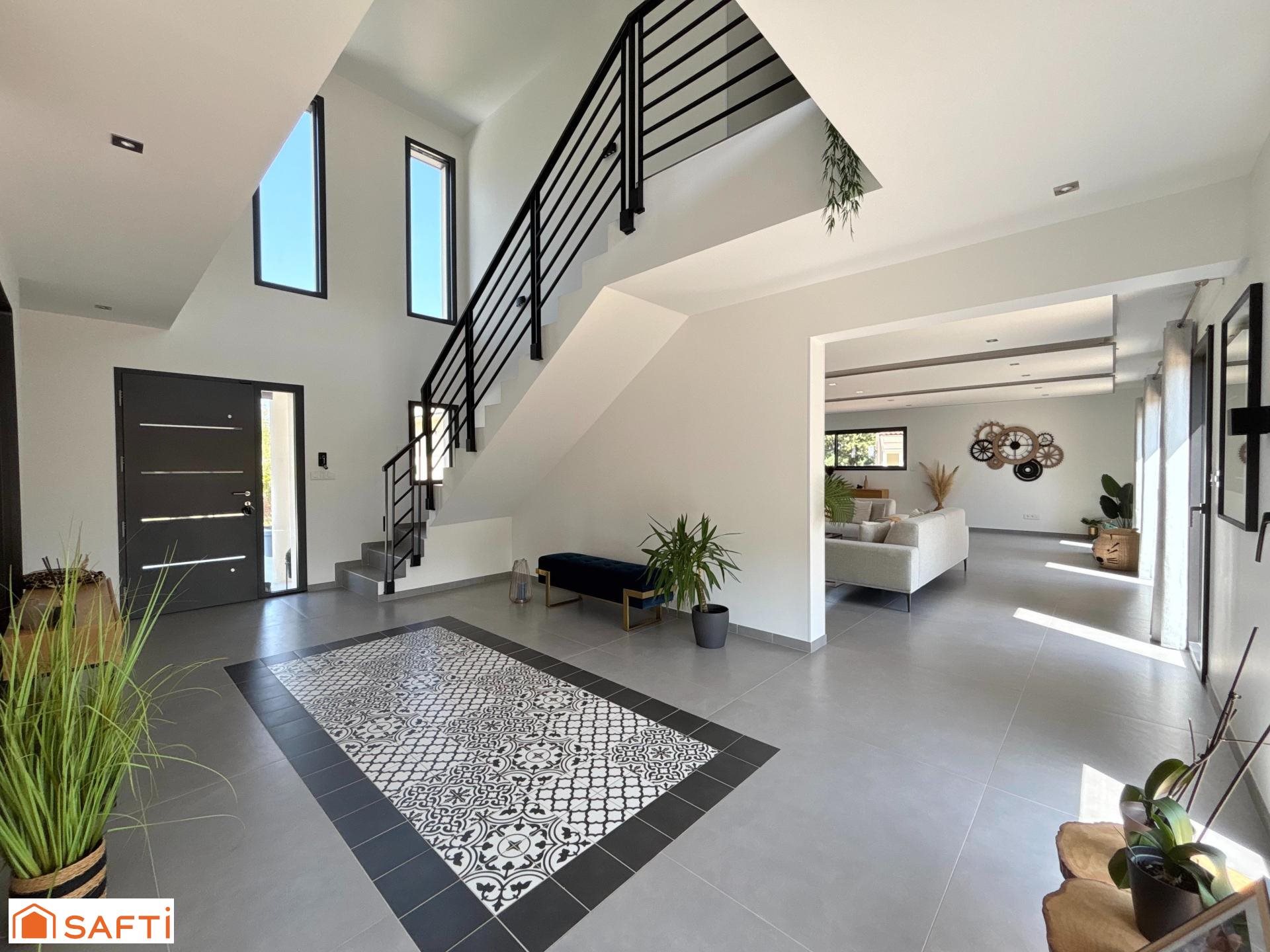 Maison à vendre, 314m², Le Pontet