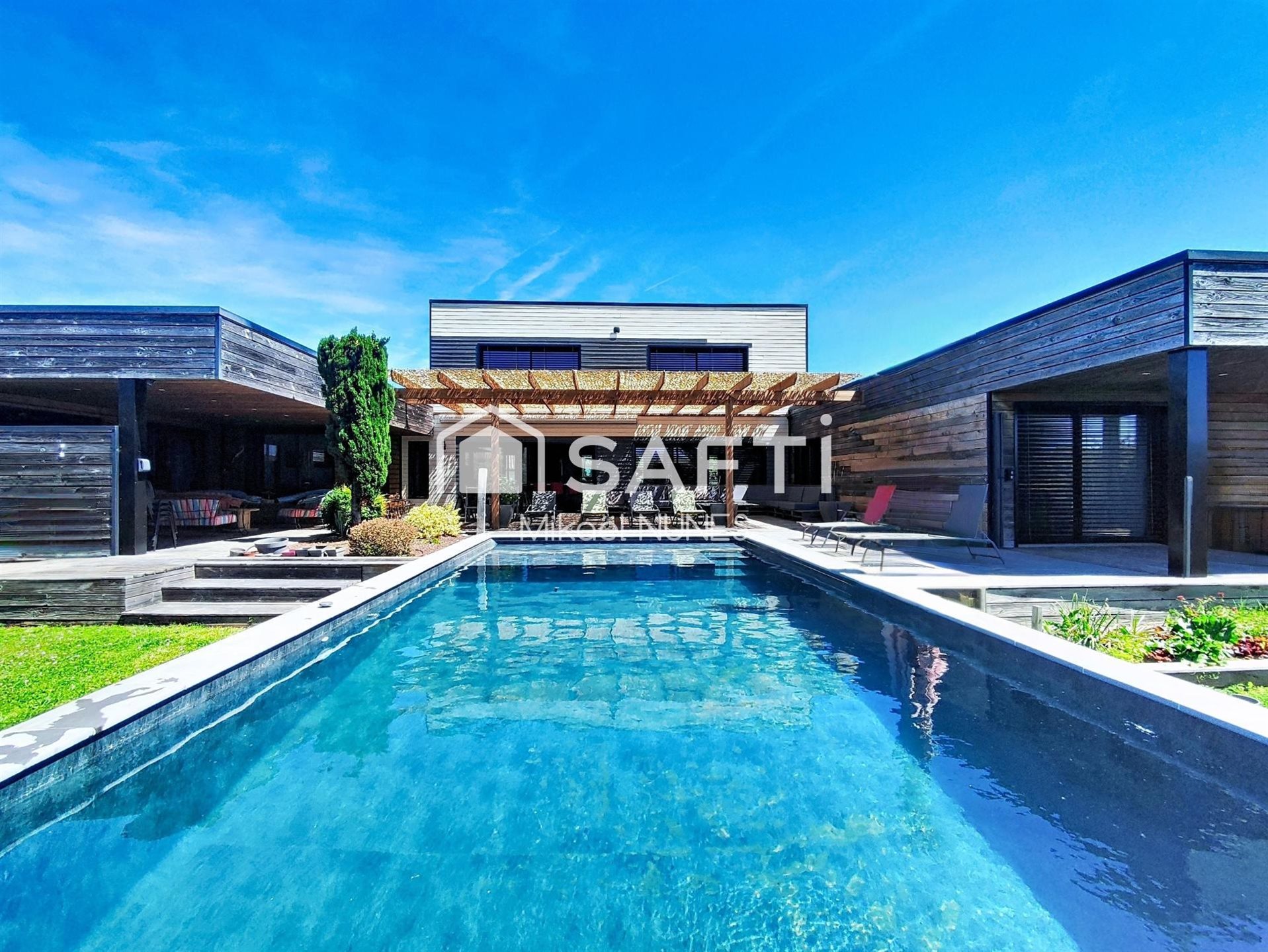 Maison à vendre, 280m², Lherm