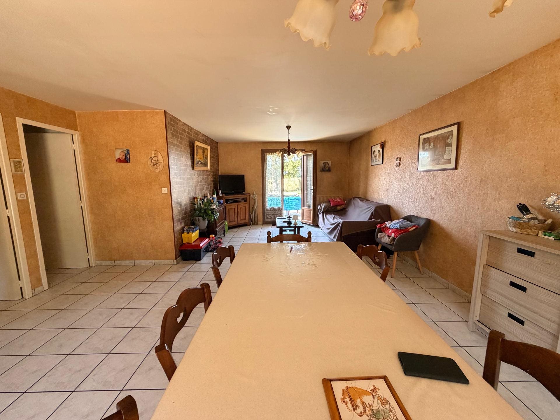 Maison à vendre, 105m², Saint-Rémy-en-Rollat