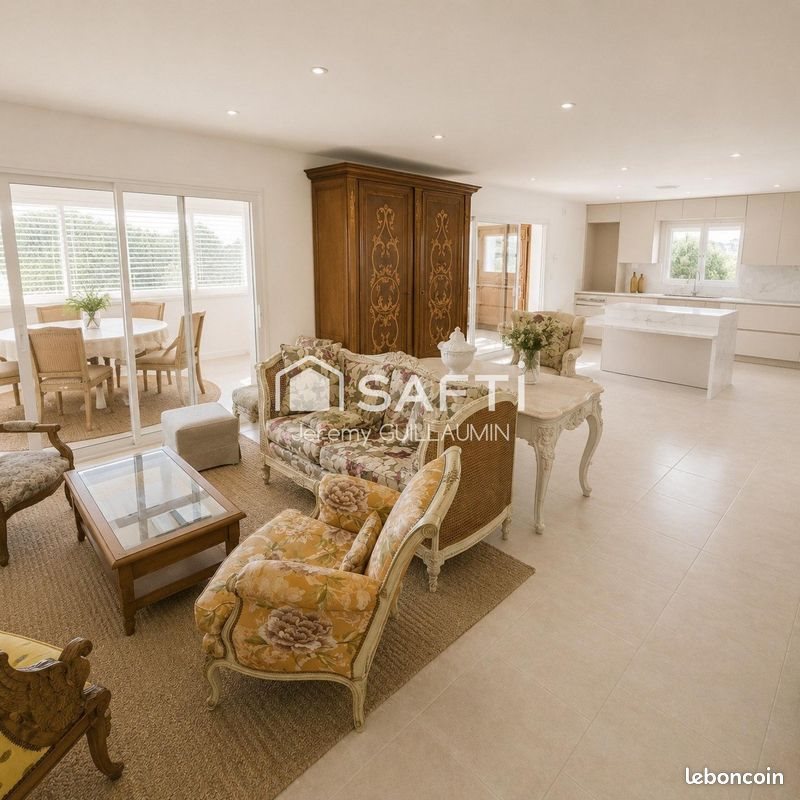 Maison à vendre, 251m², Cusset