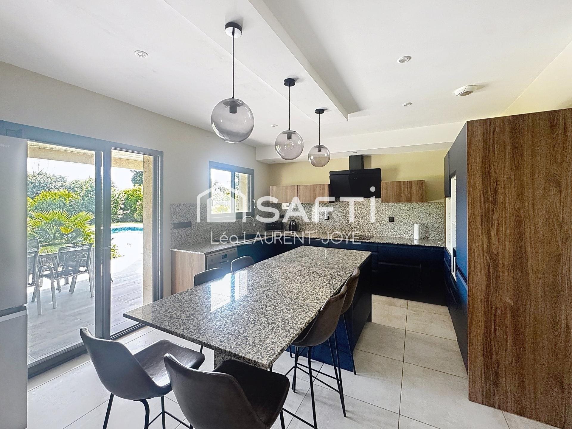 Maison à vendre, 218m², Luynes