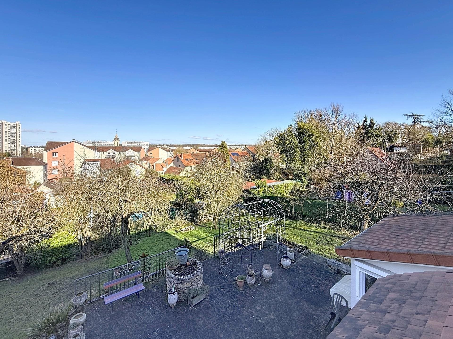 Maison à vendre, 141m², Ris-Orangis