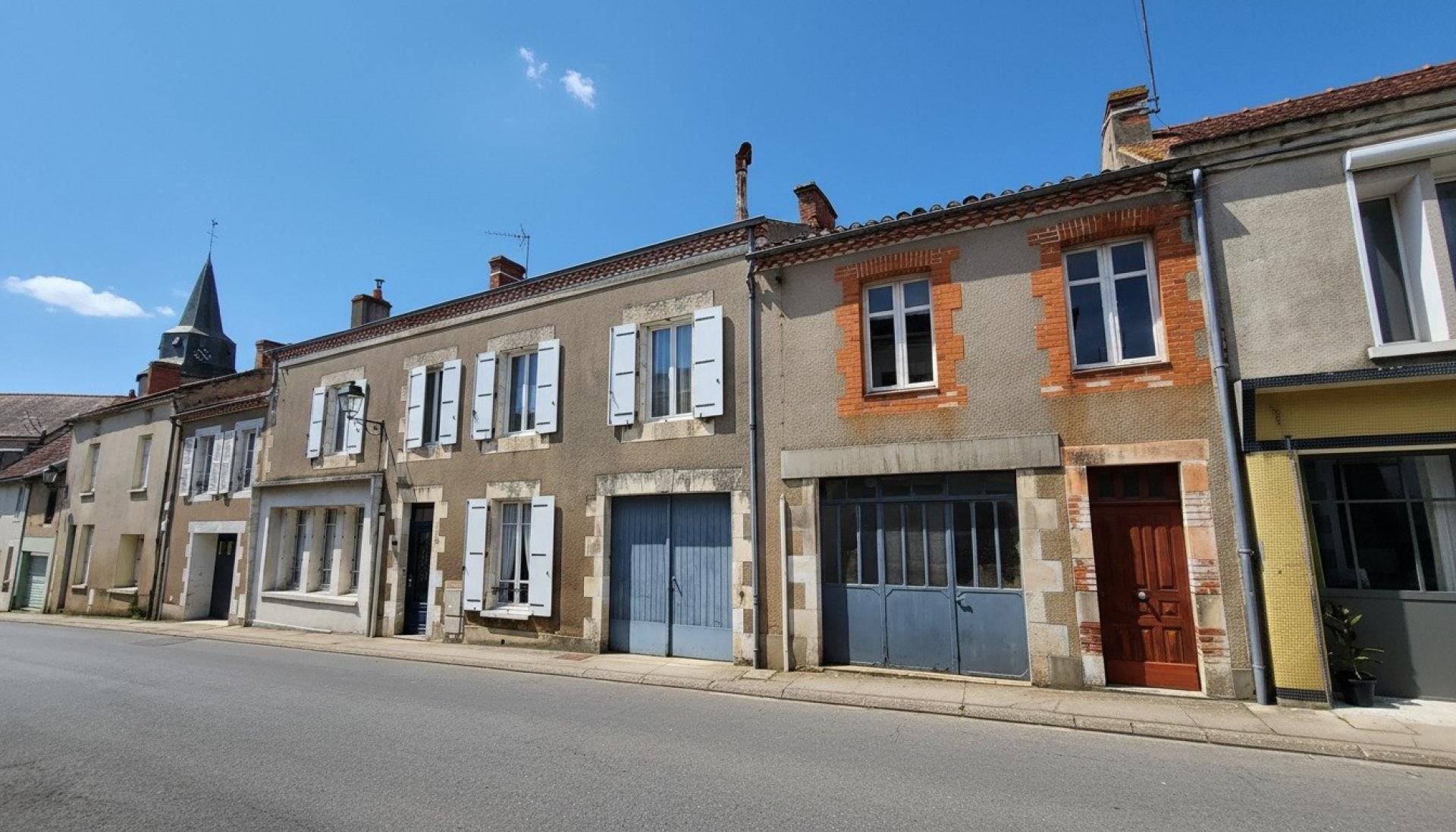 Maison à vendre, 155m², Lathus-Saint-Rémy