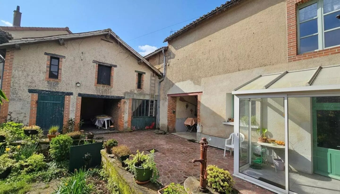 Maison à vendre, 155m², Lathus-Saint-Rémy