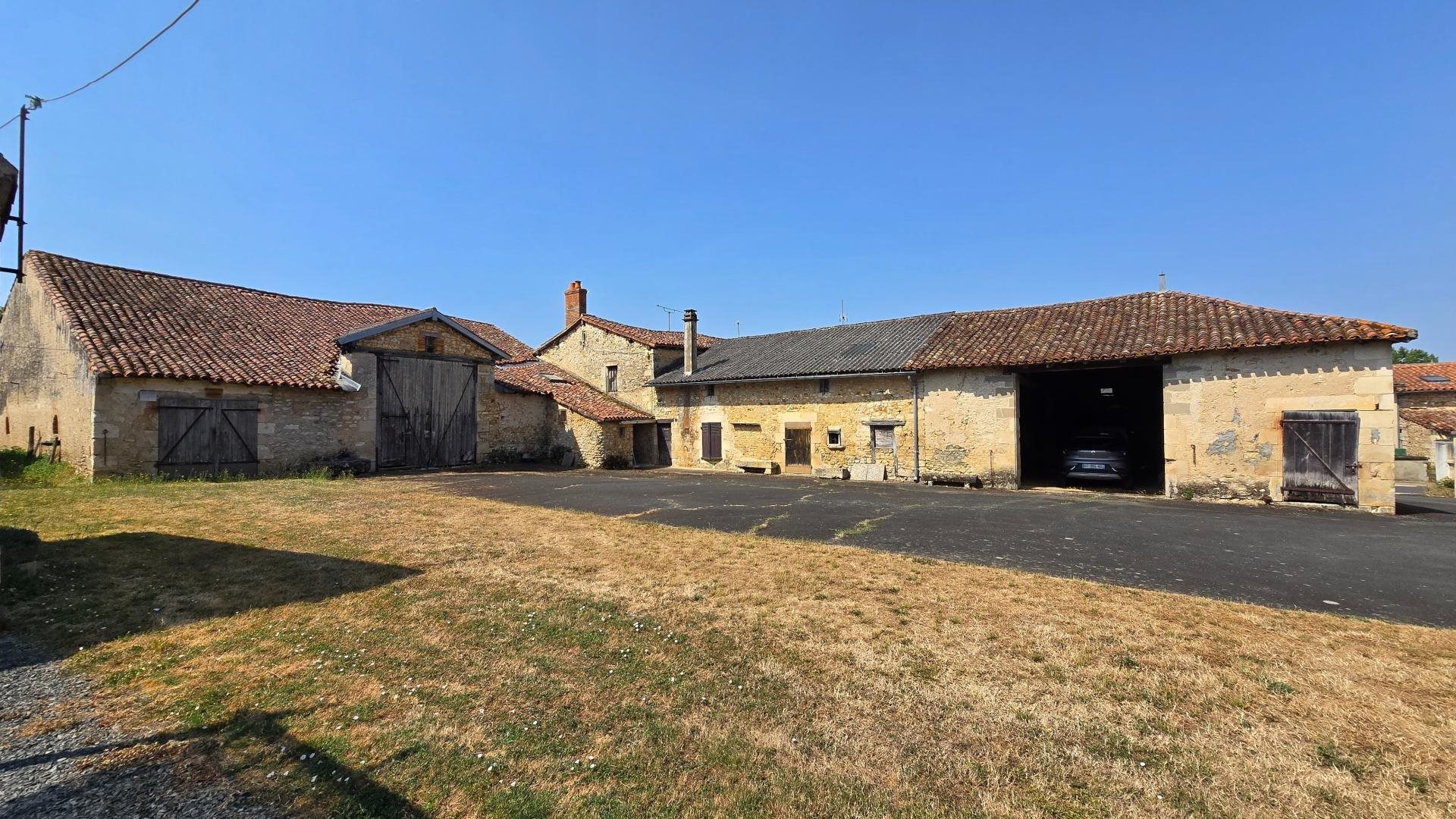 Maison à vendre, 140m², Bouresse