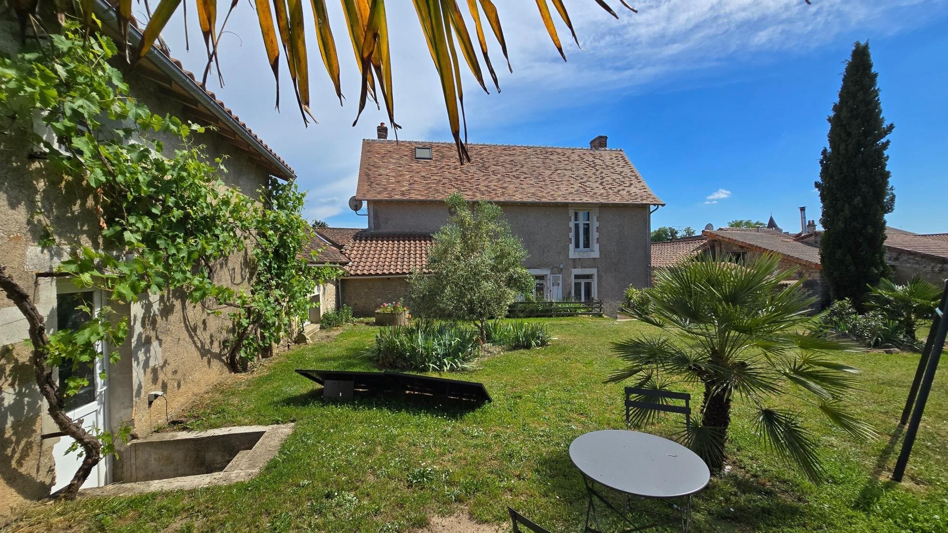 Maison à vendre, 150m², Jouhet