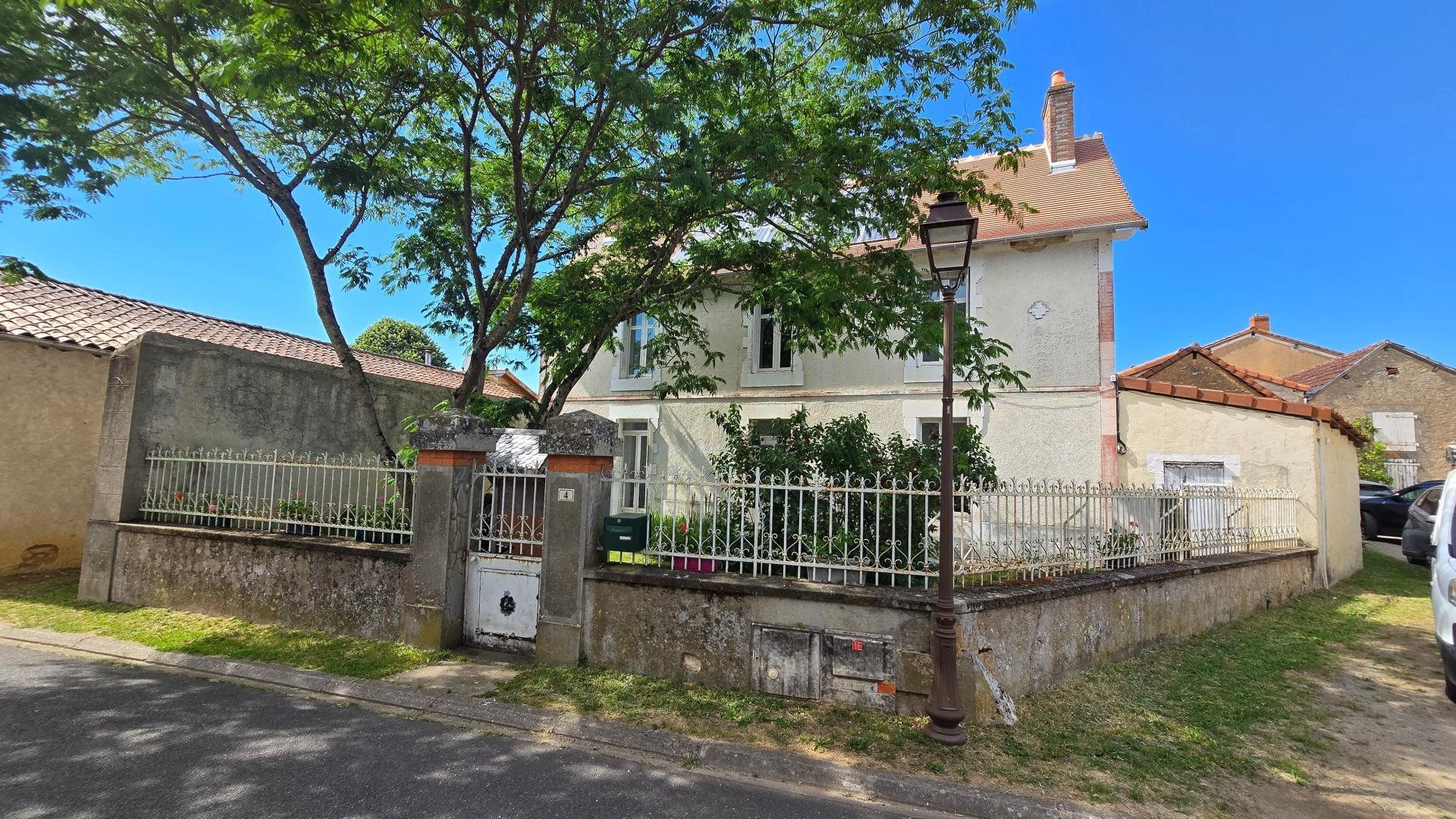 Maison à vendre, 150m², Jouhet
