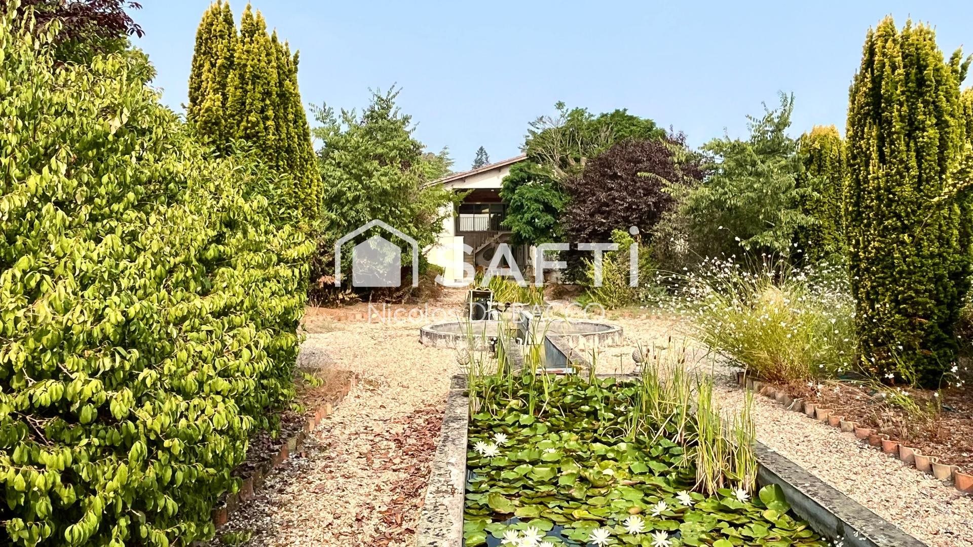 Maison à vendre, 277m², Poussignac
