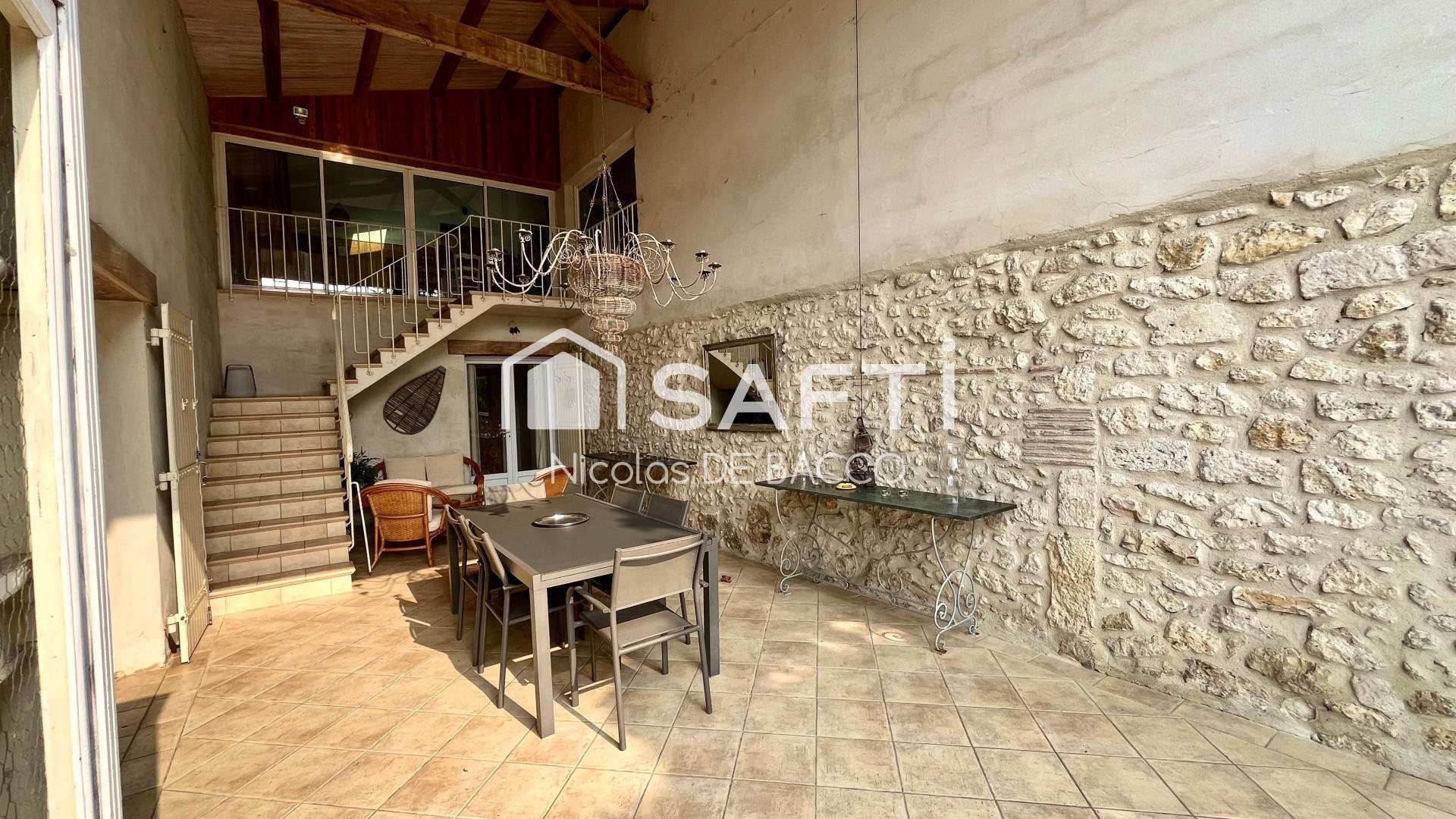 Maison à vendre, 277m², Poussignac