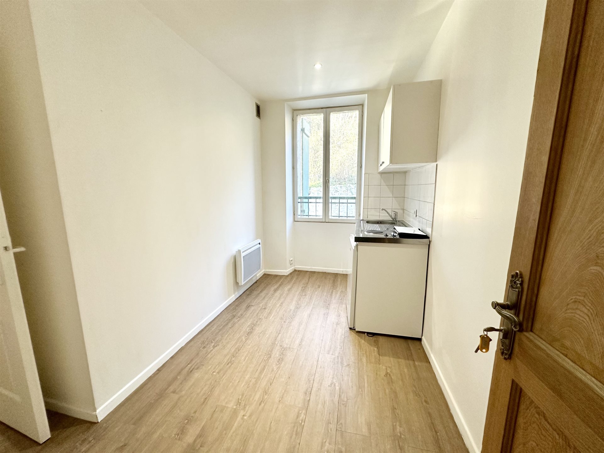 Appartement à louer, 19m², Fontaine-le-Port