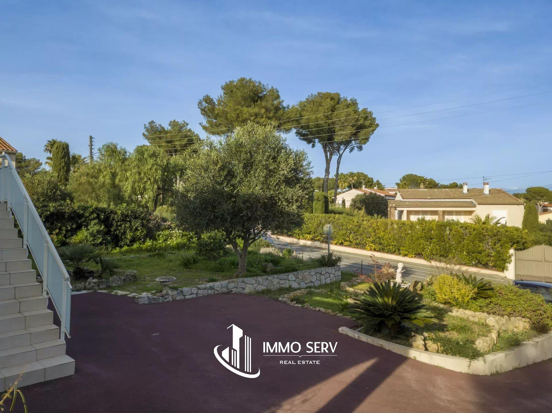 Maison à vendre, 270m², Saint-Raphaël