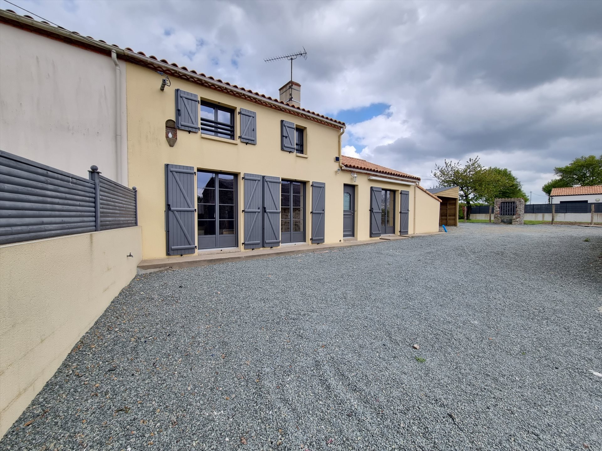 Maison à louer, 83m², Vendrennes