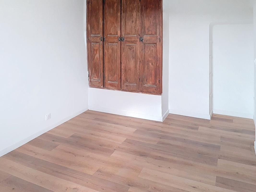 Appartement à louer, 37m², Brignoles