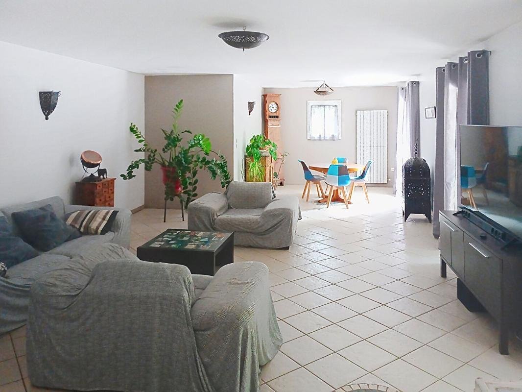 Maison à vendre, 203m², Brignoles