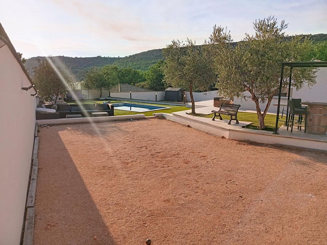 Maison à vendre, 147m², Sainte-Anastasie-sur-Issole