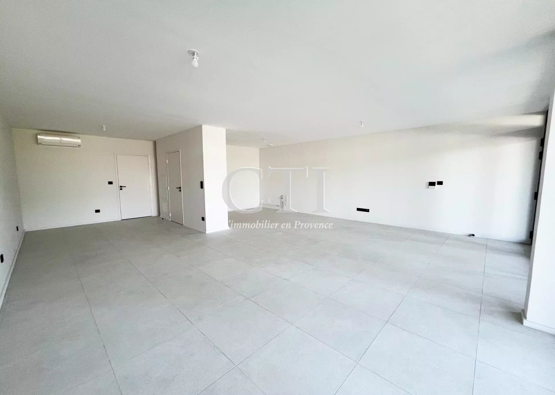 Appartement à vendre, 92m², Vaison-la-Romaine