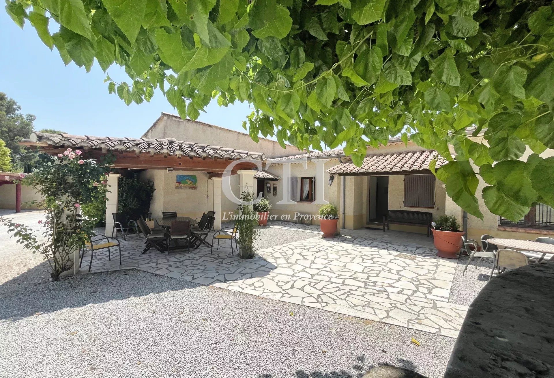 Maison à vendre, 385m², Vaison-la-Romaine