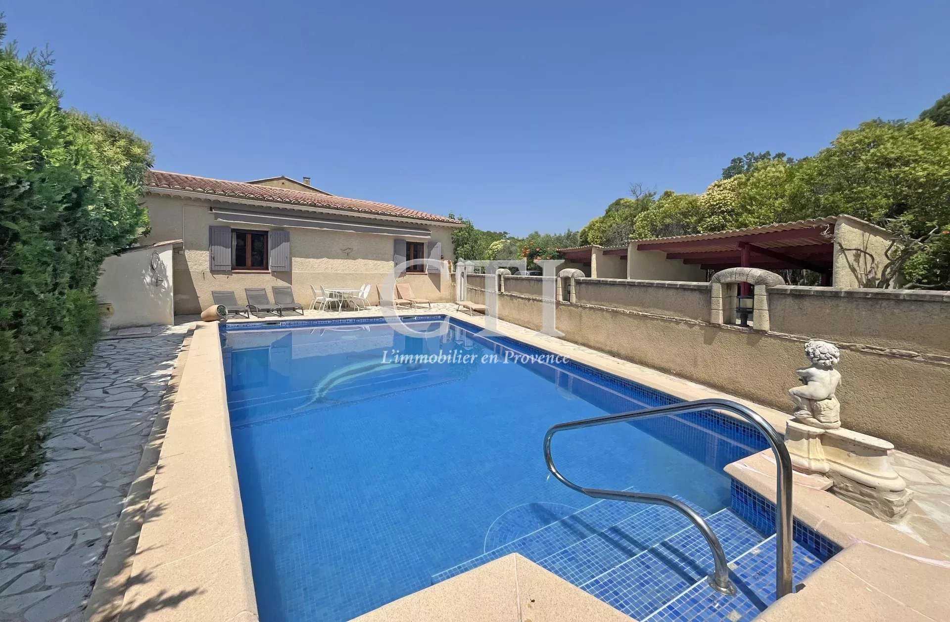 Maison à vendre, 385m², Vaison-la-Romaine