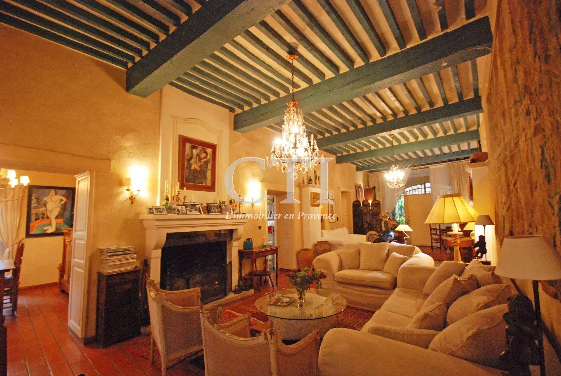 Maison à vendre, 480m², Vaison-la-Romaine