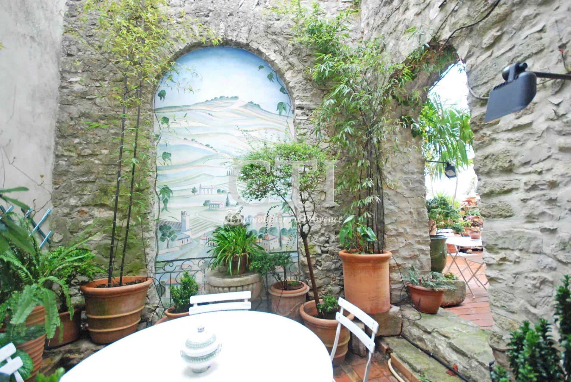 Maison à vendre, 480m², Vaison-la-Romaine