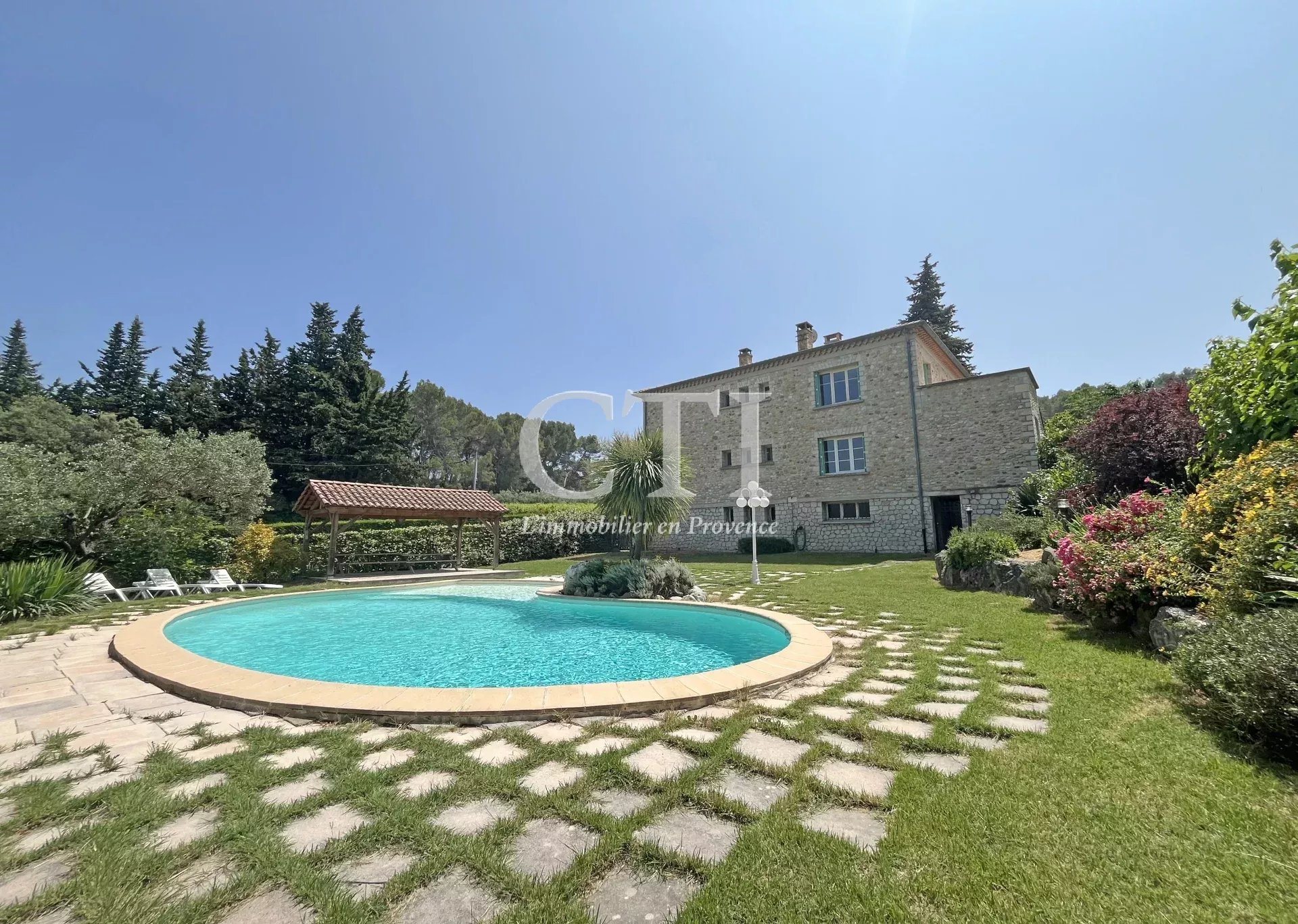 Maison à vendre, 190m², Vaison-la-Romaine
