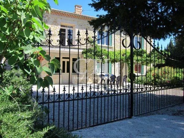 Maison à vendre, 190m², Vaison-la-Romaine