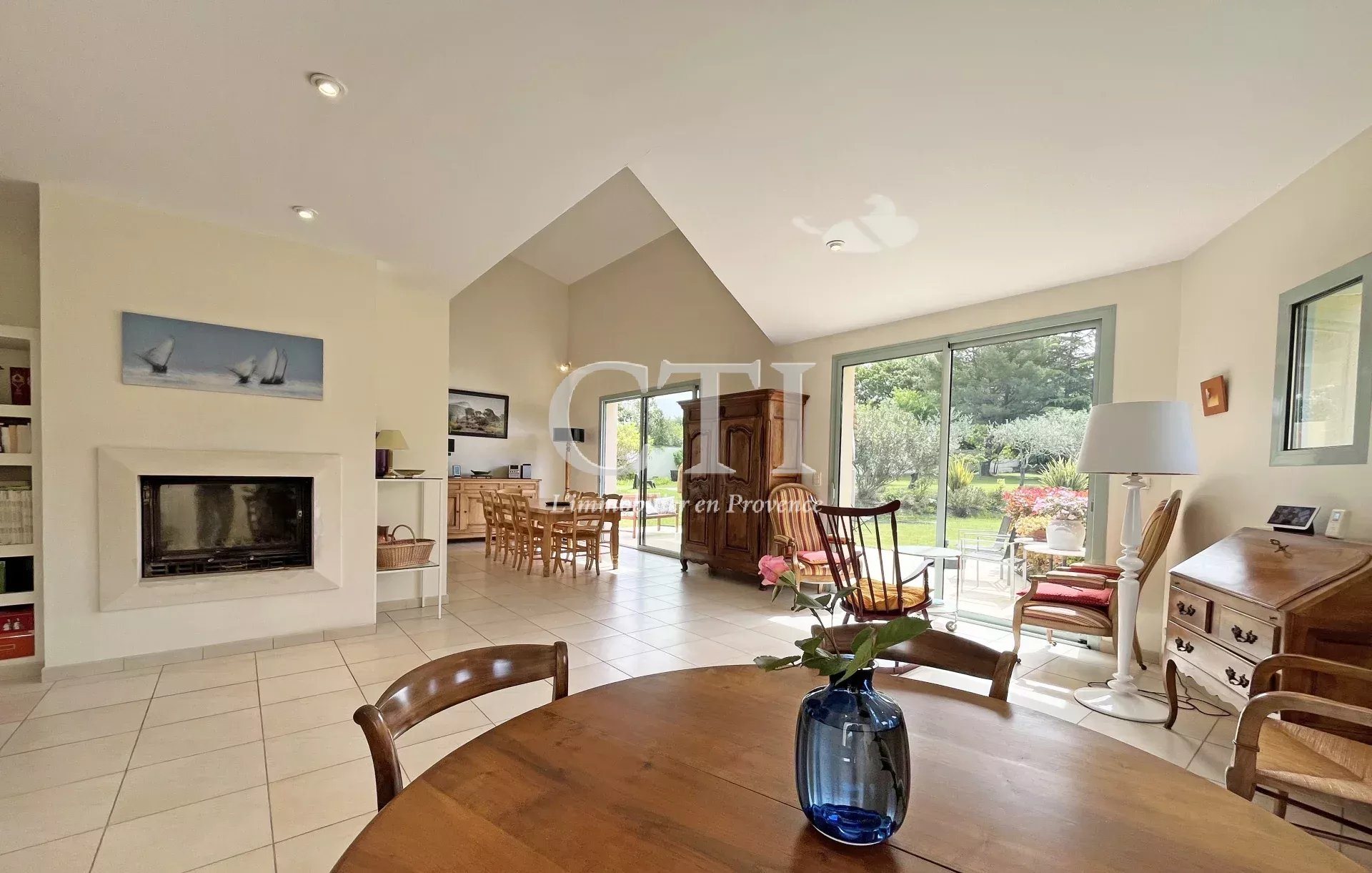 Maison à vendre, 240m², La Roque-sur-Pernes