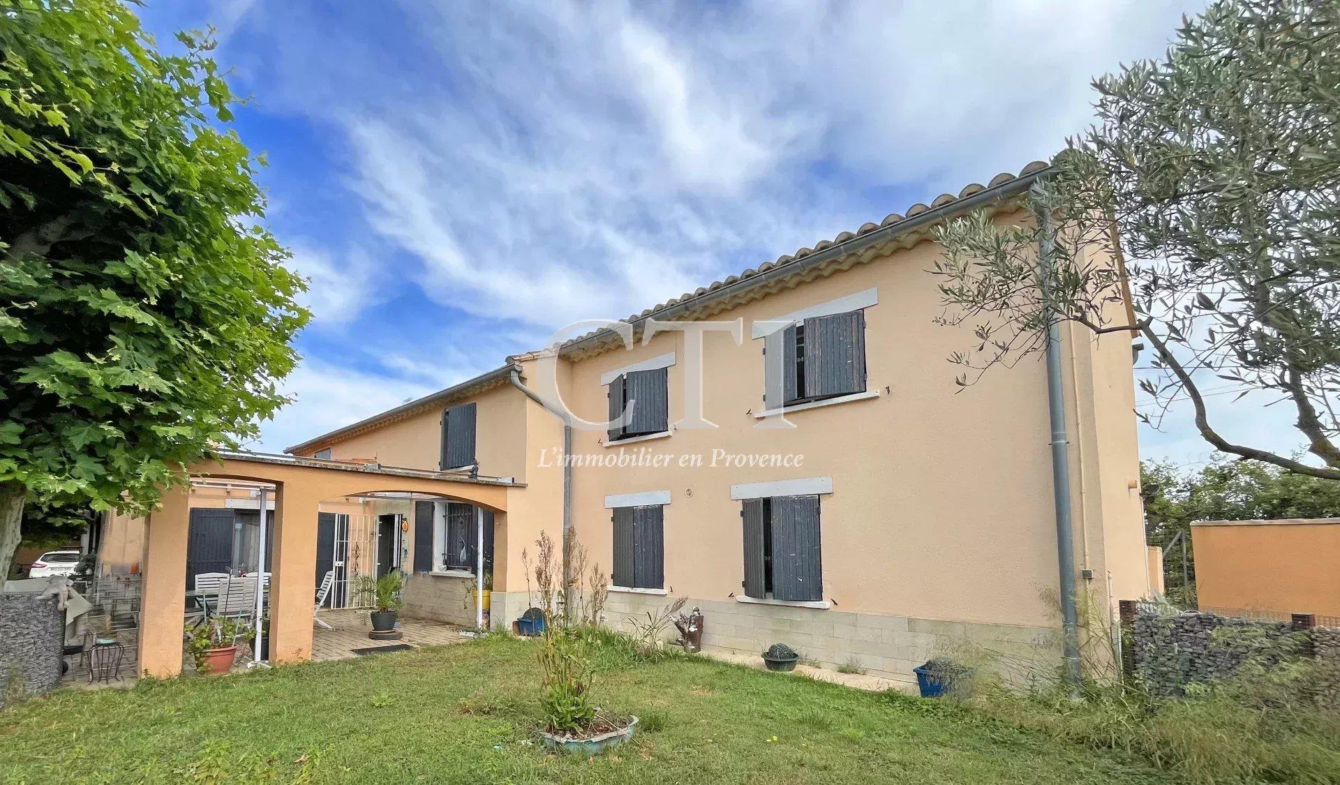 Maison à vendre, 170m², Violès