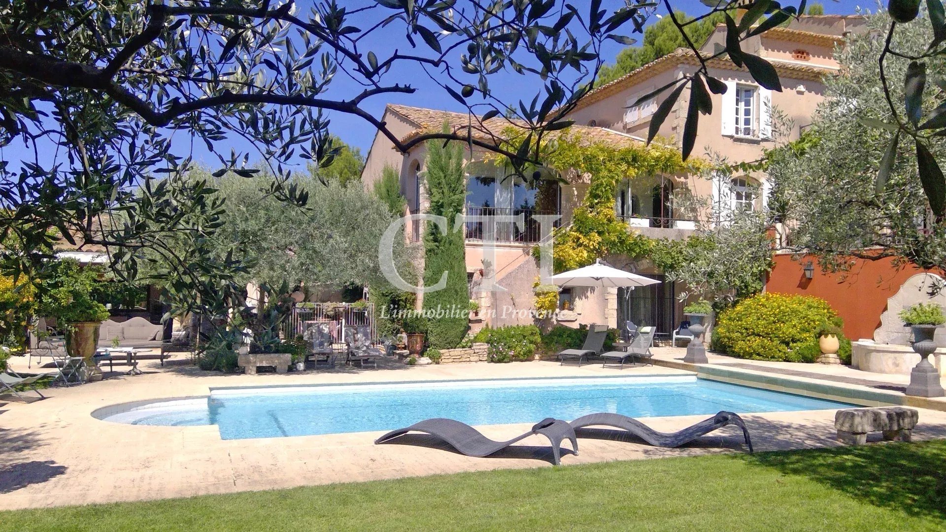 Maison à vendre, 356m², Vaison-la-Romaine