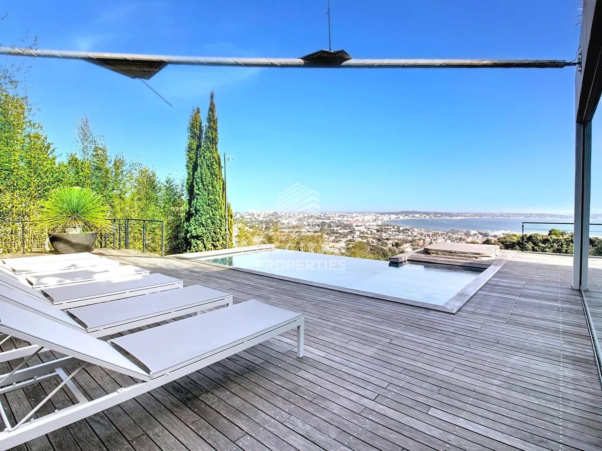 Maison à vendre, 240m², Vallauris