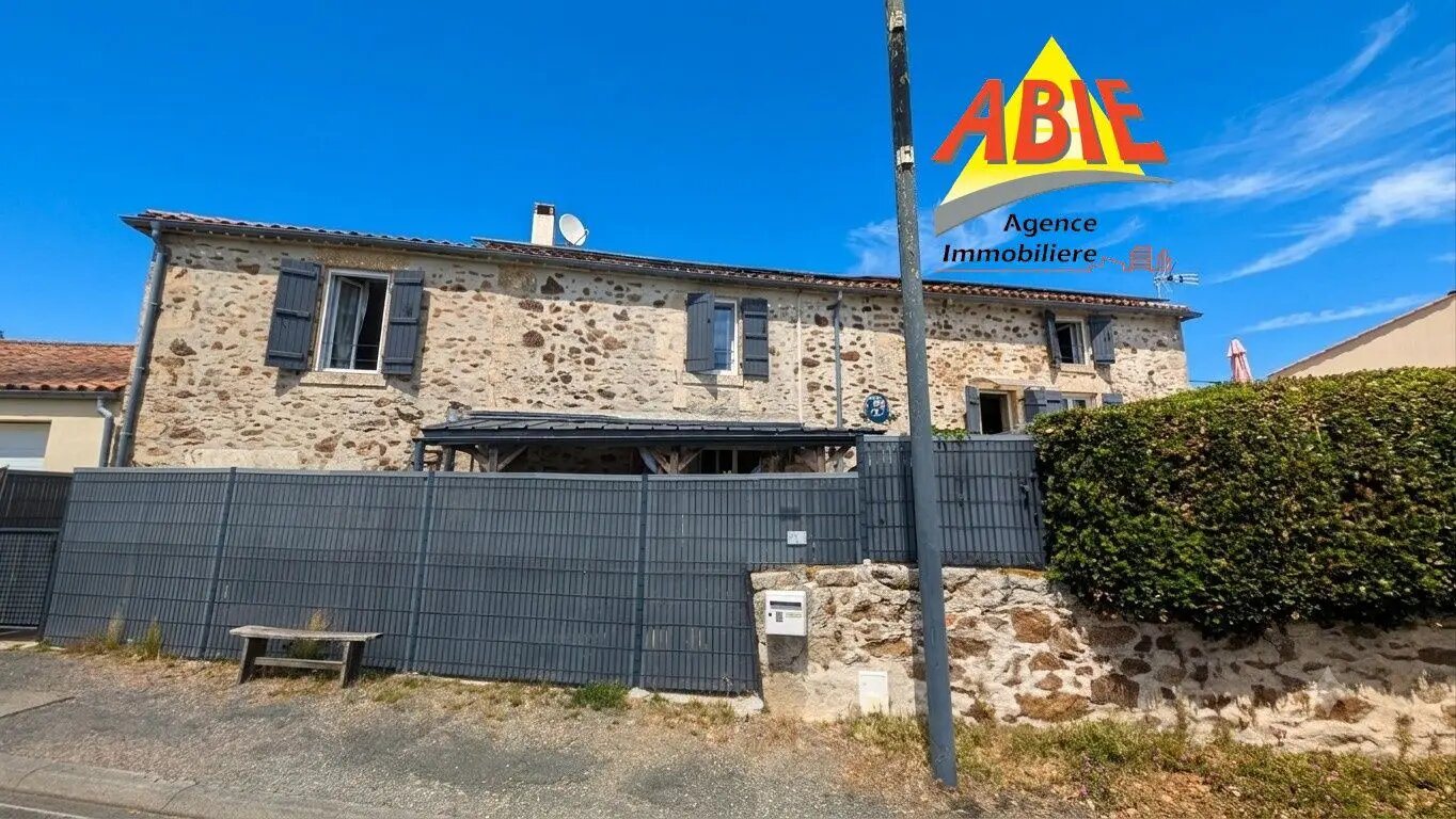 Maison à vendre, 163m², Mervent