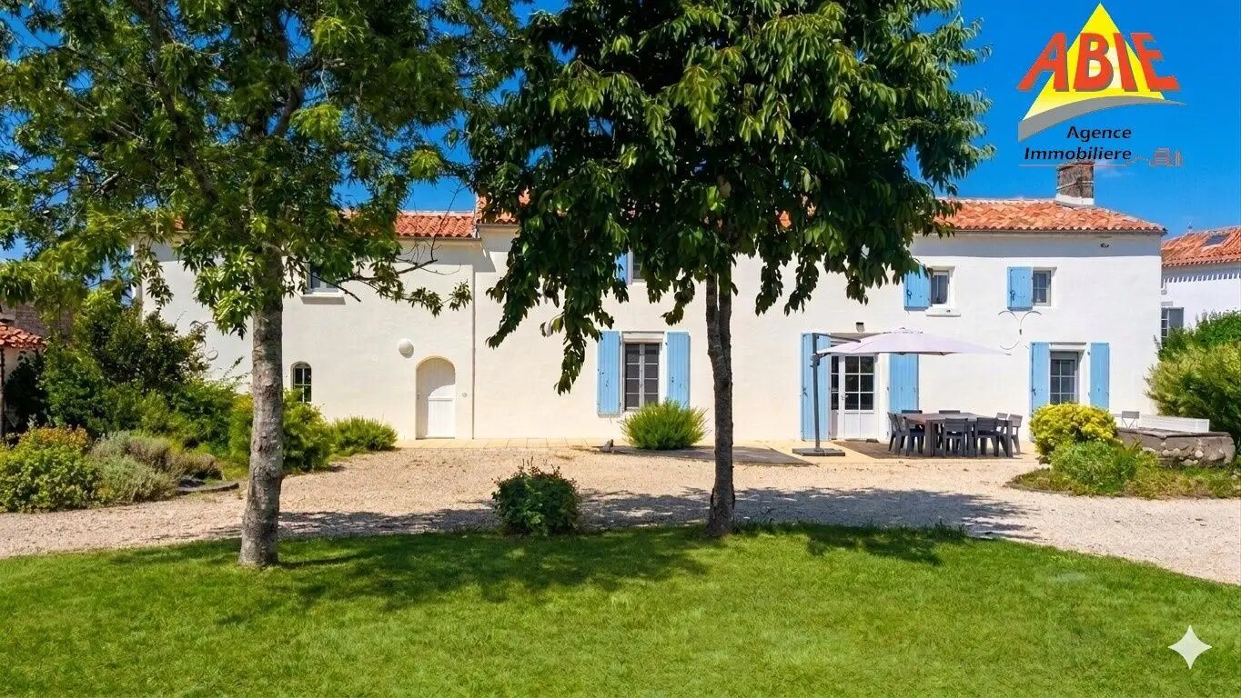 Maison à vendre, 172m², Fontenay-le-Comte