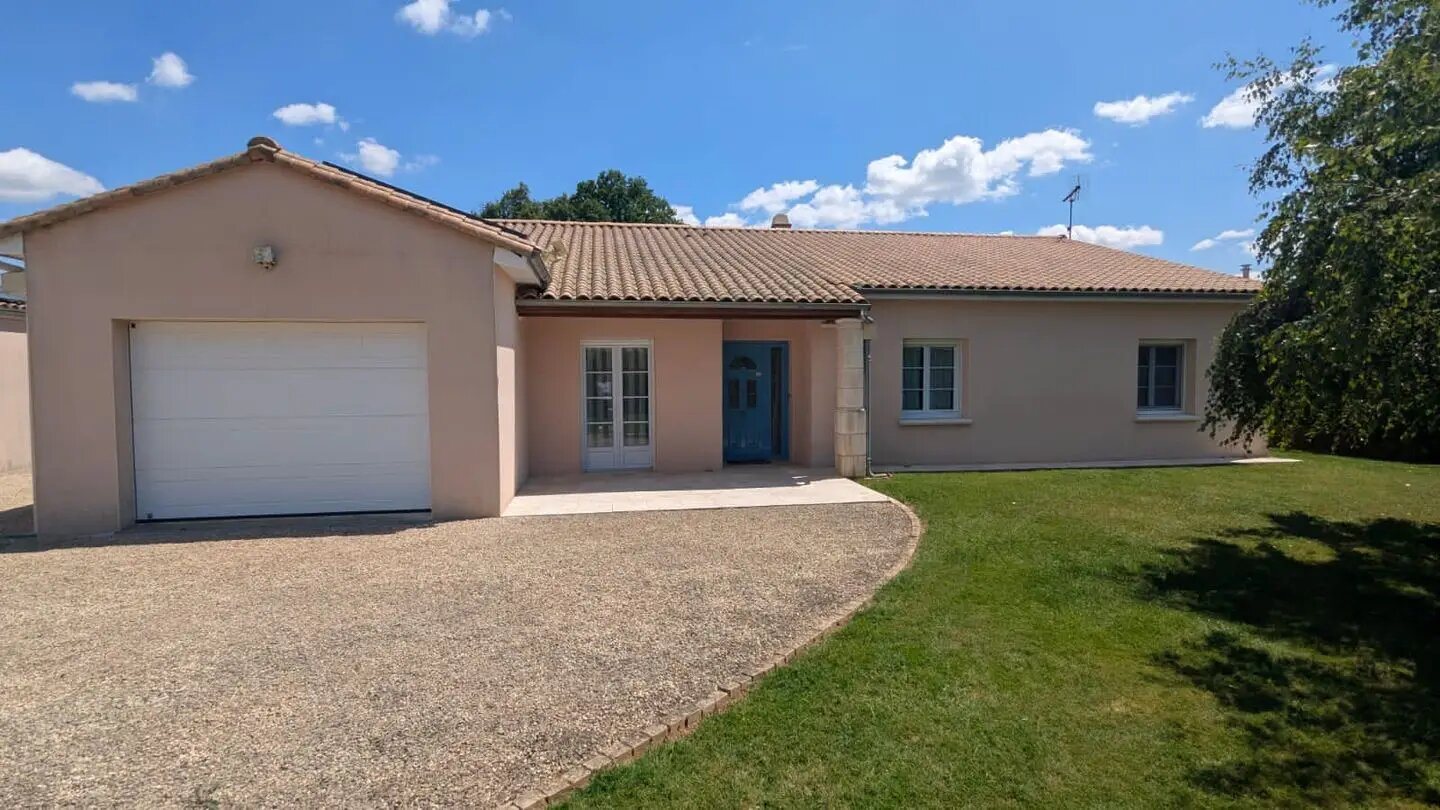 Maison à vendre, 134m², Faye-sur-Ardin