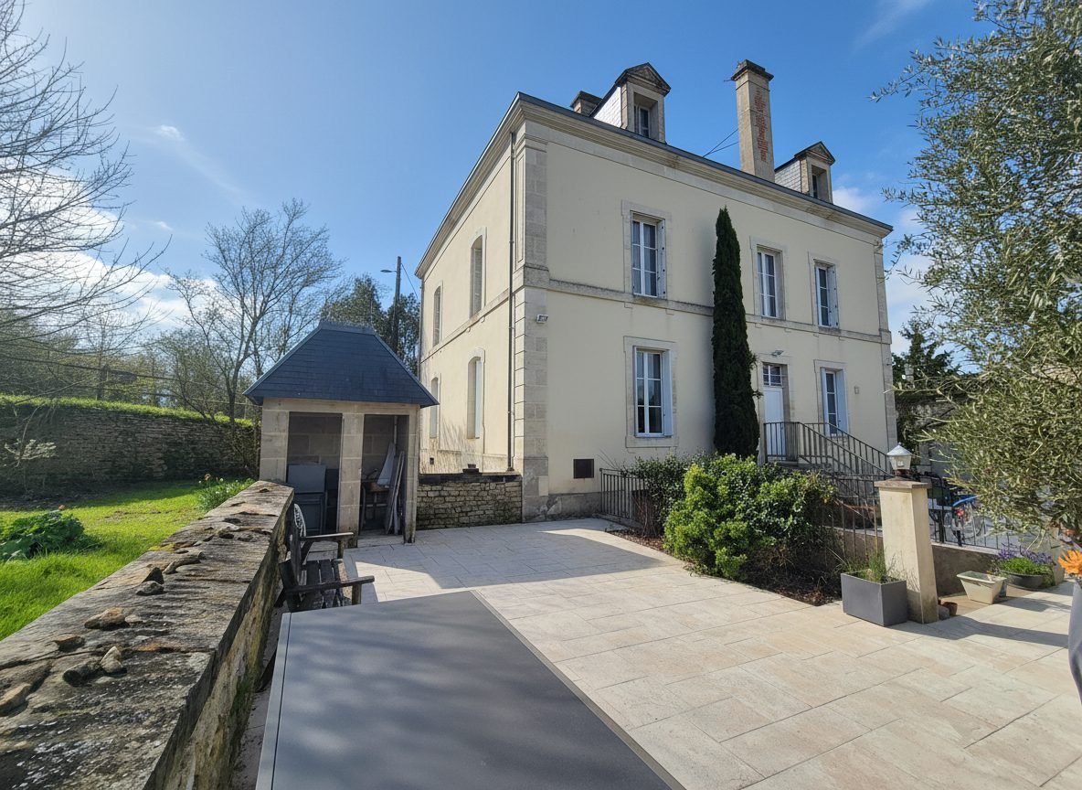 Maison à vendre, 200m², Echiré