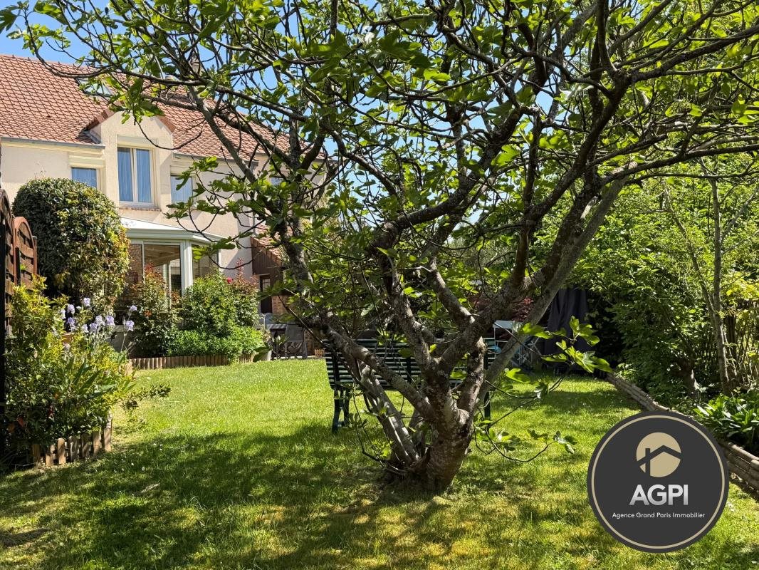 Maison à vendre, 137m², Châteaufort