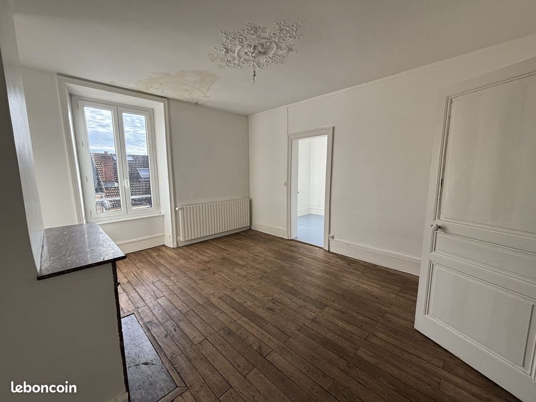 Appartement à louer, 182m², Limoges