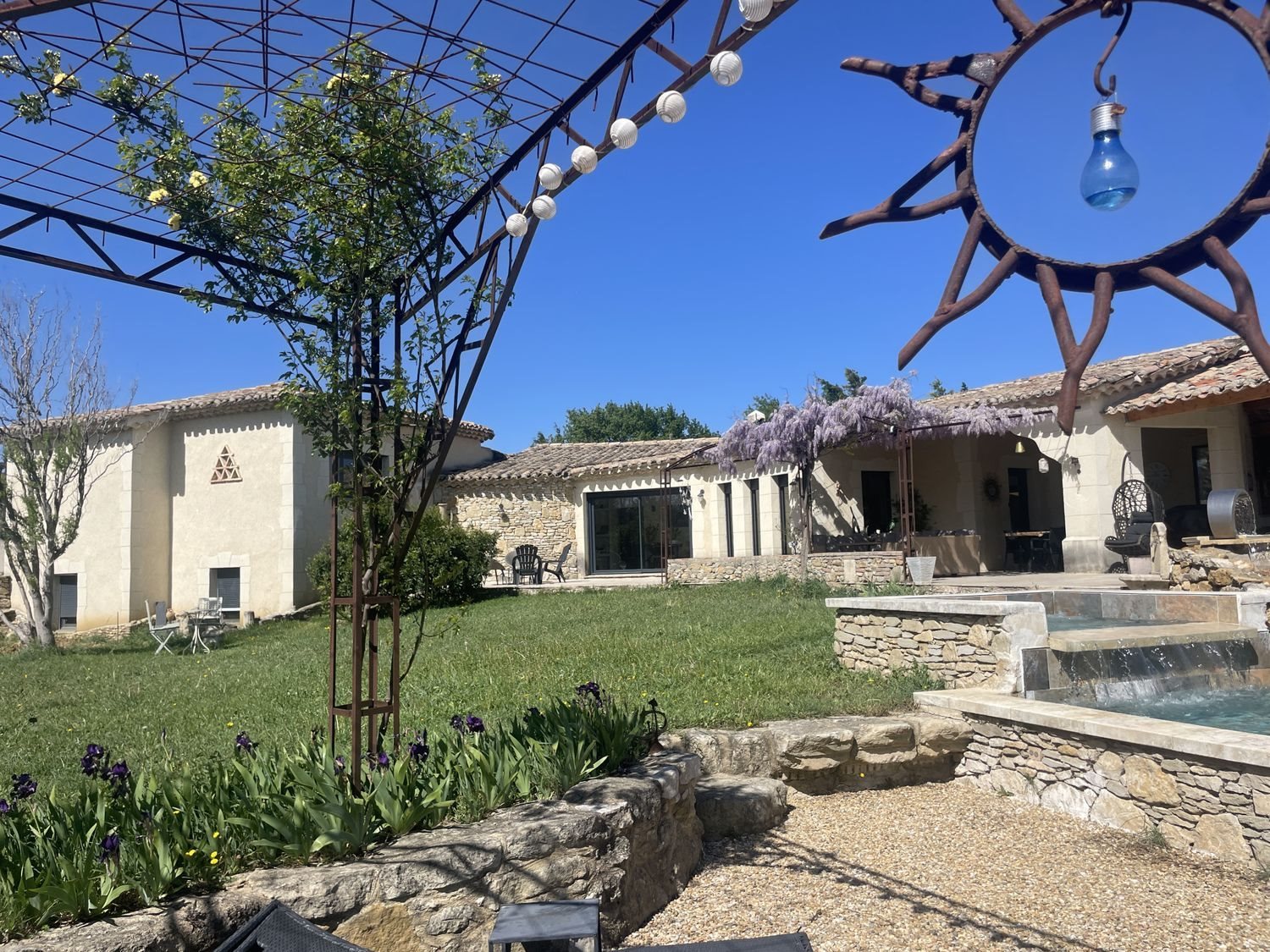Maison à vendre, 181m², Sainte-Cécile-les-Vignes