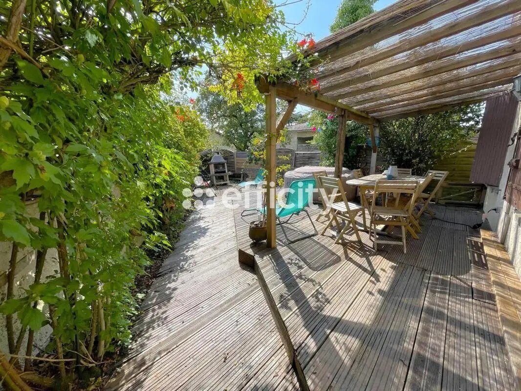 Maison à vendre, 155m², Coutras