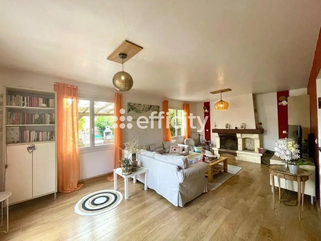 Maison à vendre, 155m², Coutras