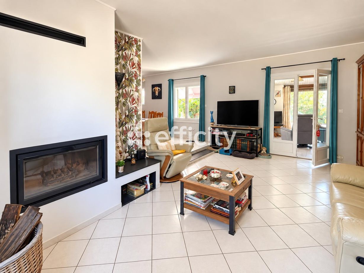 Maison à vendre, 7m², Lagorce