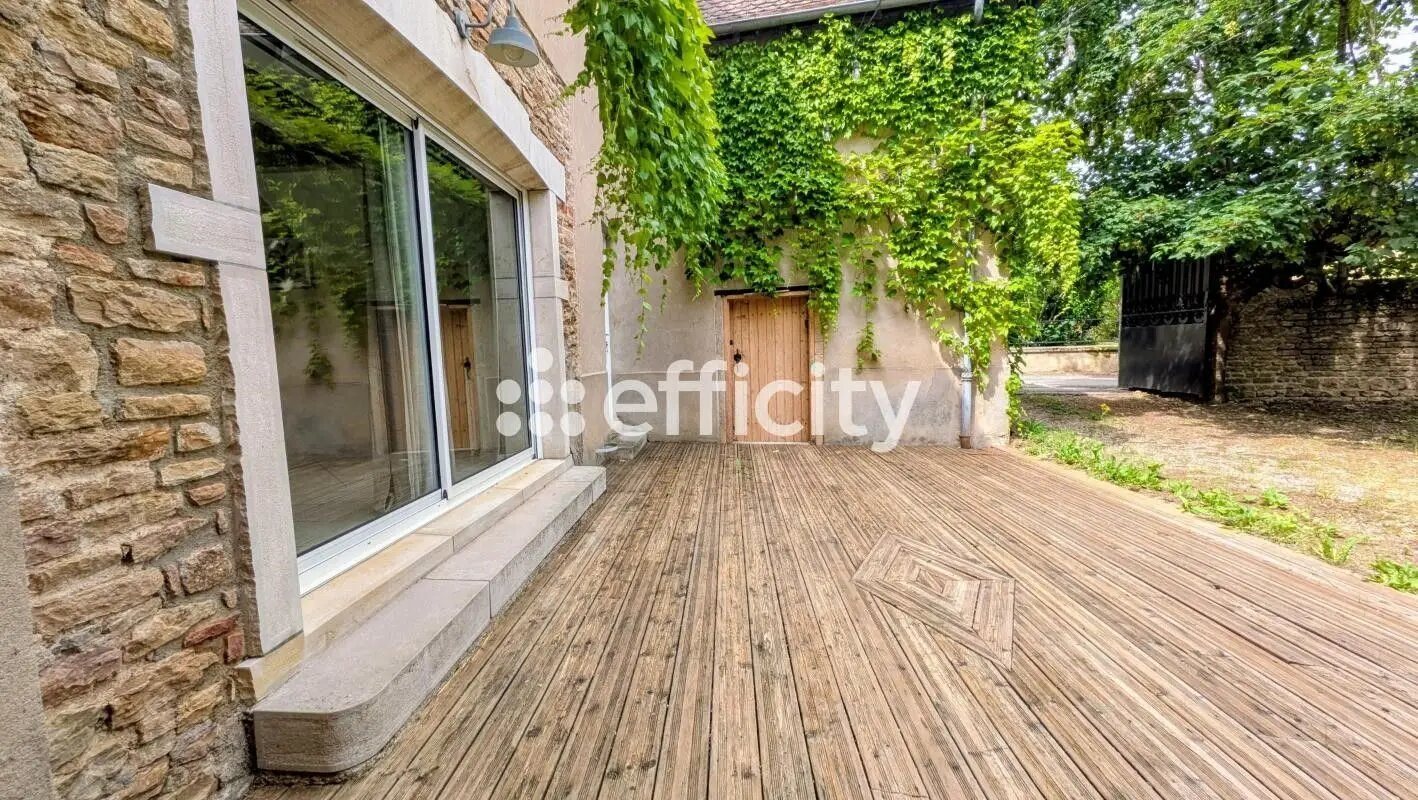 Maison à vendre, 175m², Pierreclos