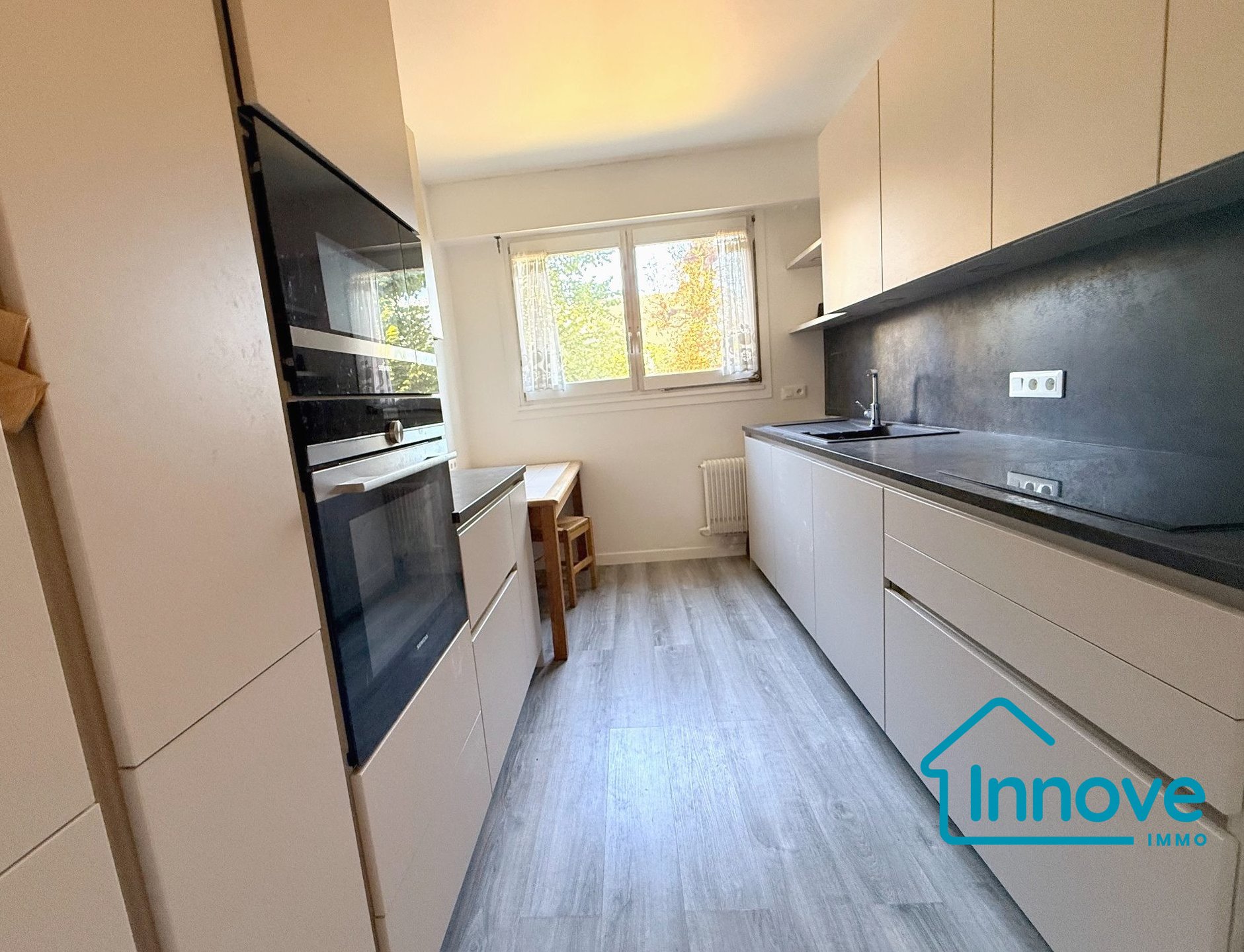Appartement à vendre, 79m², Versailles