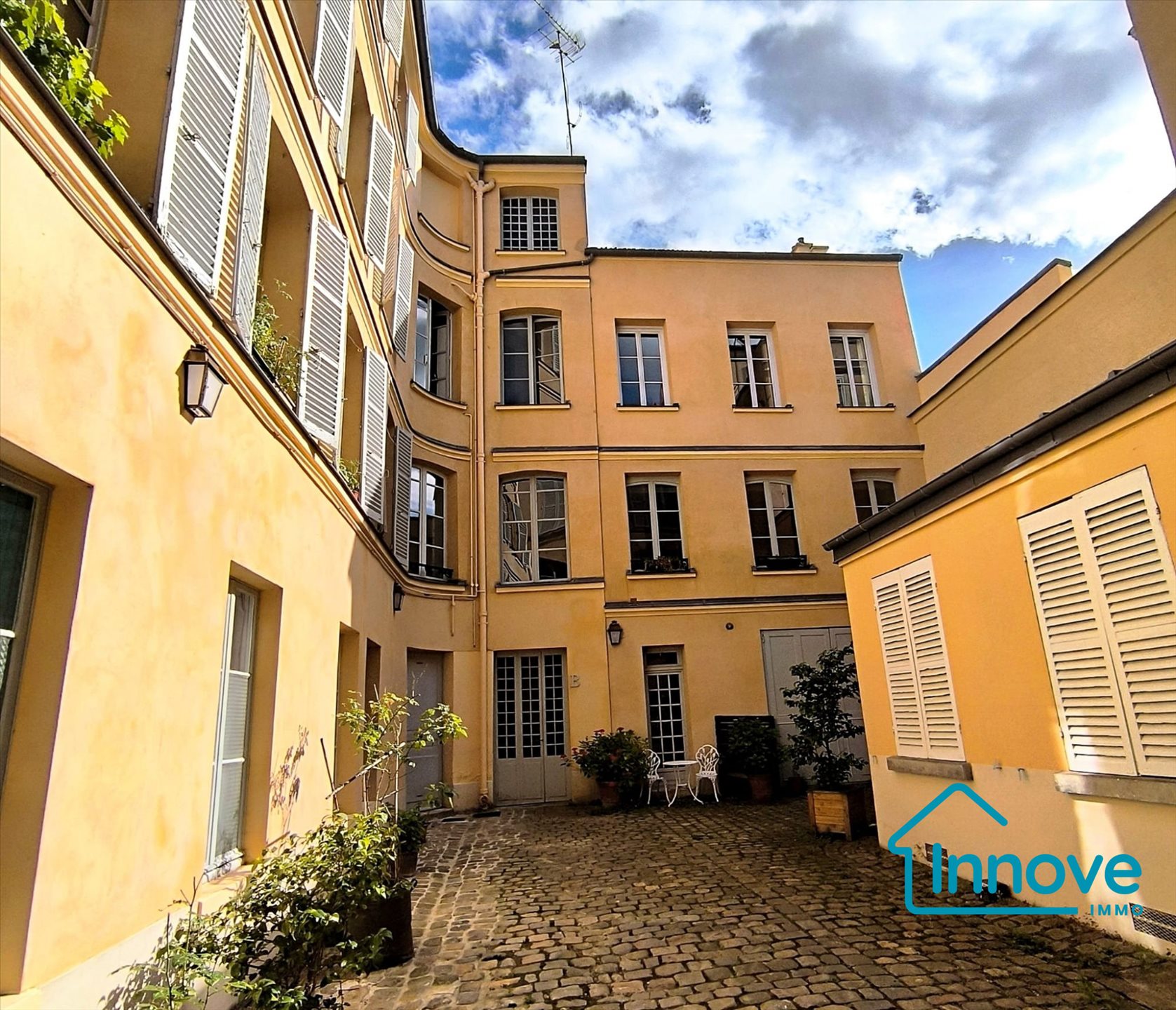 Appartement à vendre, 18m², Versailles